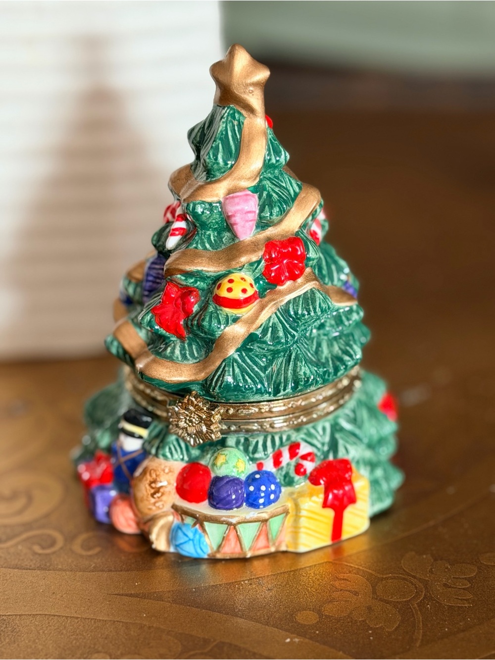 Vintage Holiday Ceramic Christmas Tree Trinket Box - Green & Gold